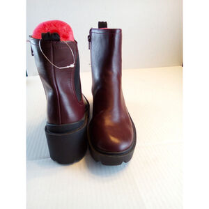 TIME TRU BOOTS WOMAN NEW SIZE 6 BROWN HEEL 2 INCH